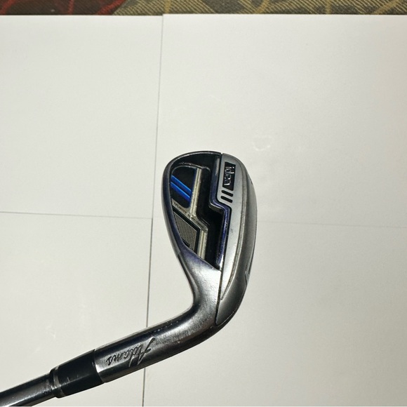 Adams Golf Men’s Hybrid #3- PW Golf Club in Silver and Black - Picture 11 of 15
